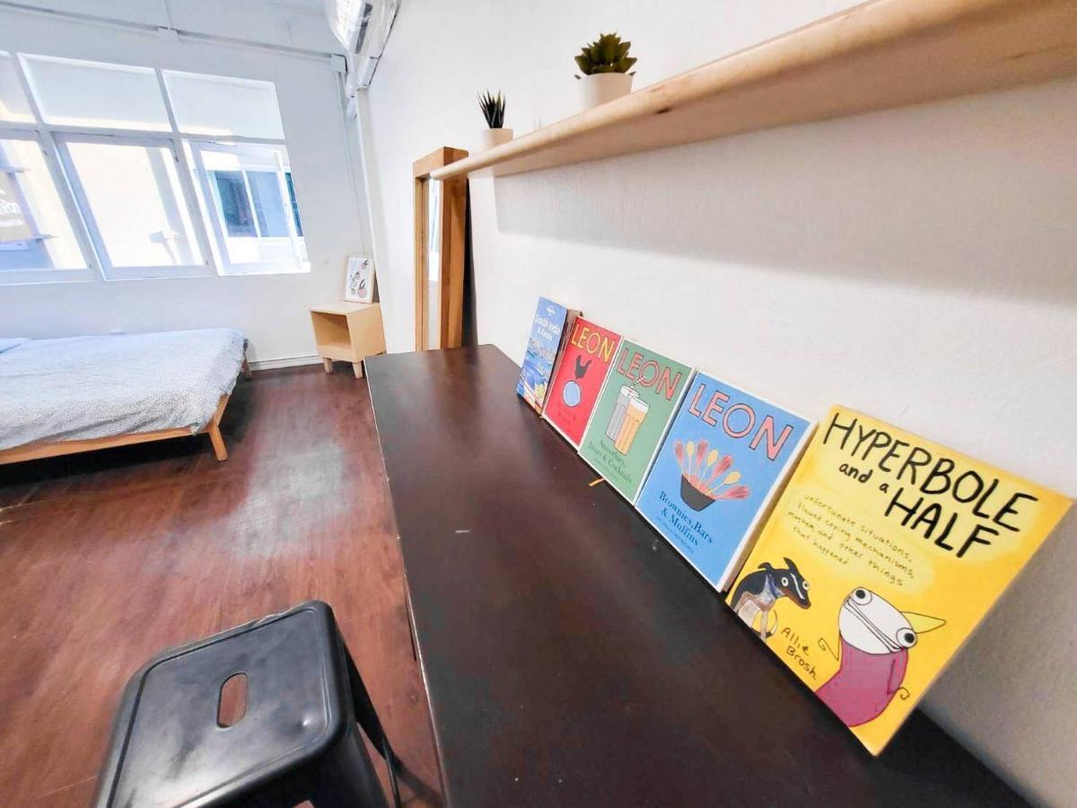 Cooper Hostel Bangkok Kültér fotó