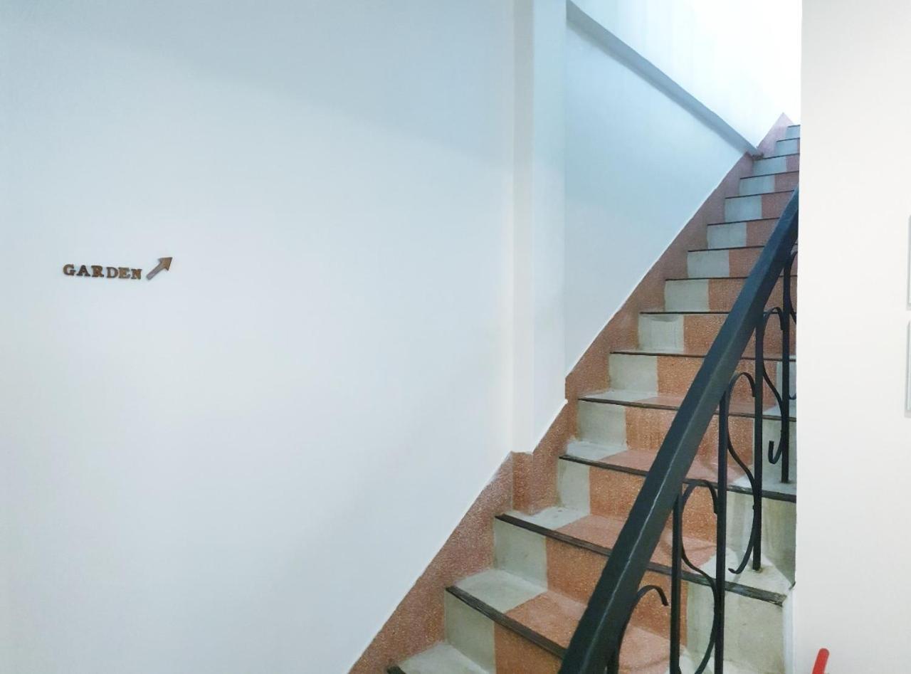 Cooper Hostel Bangkok Kültér fotó