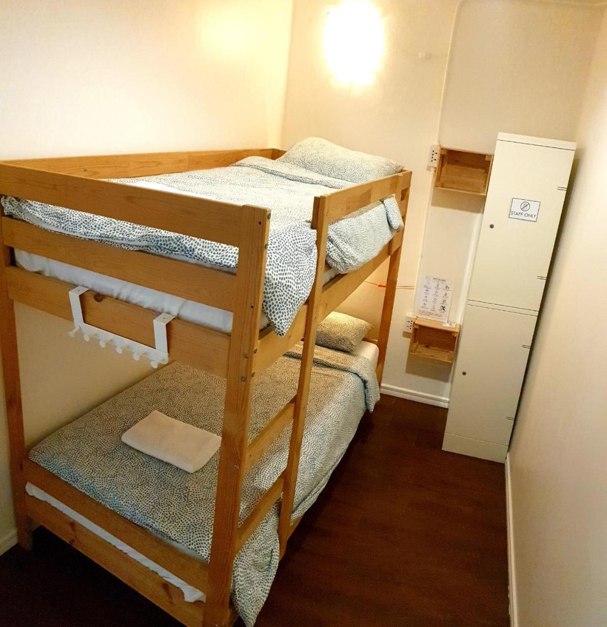 Cooper Hostel Bangkok Kültér fotó